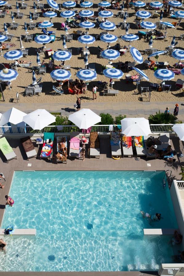 Hotel Canarie Lido di Jesolo Eksteriør billede